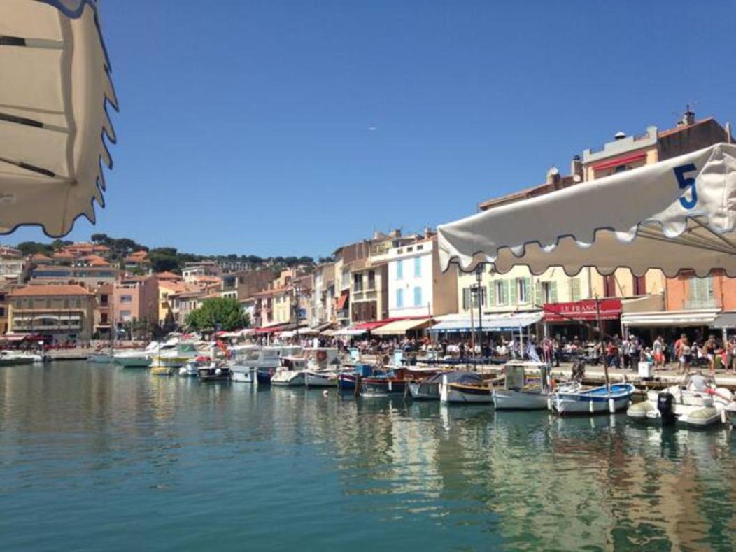 La Maison De Doms Avec Jacuzzi Et Vue Mer Cassis Exterior foto